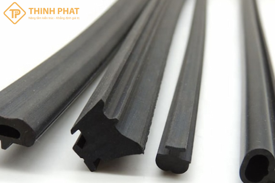 Cửa nhôm chống bão (5)