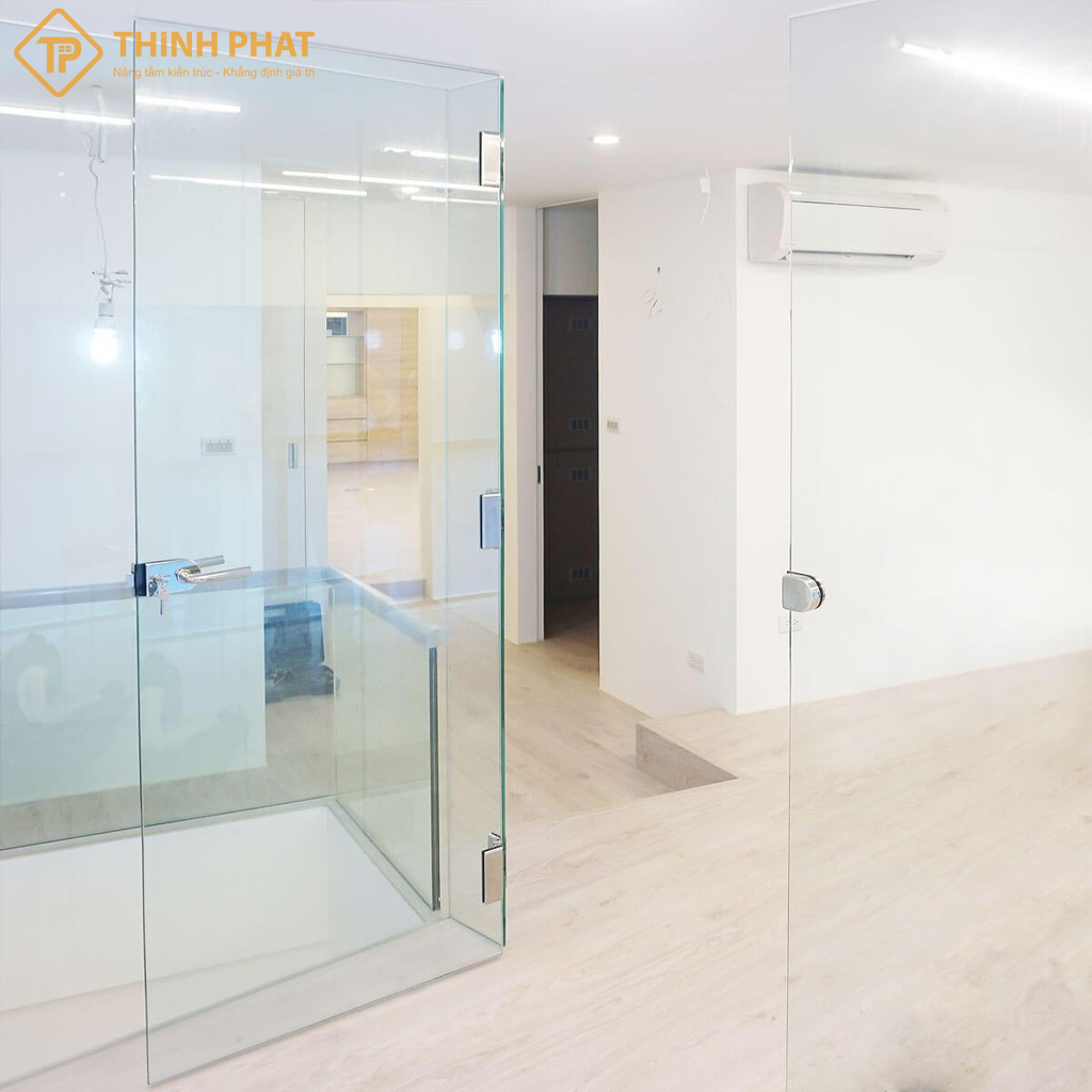 cửa kính cường lực (4)